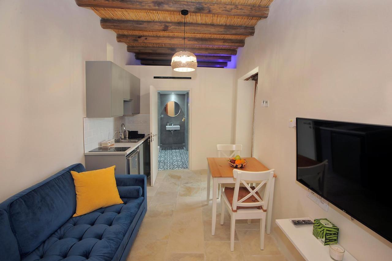 Pentasino Traditional House Agios Theodoros Exterior photo